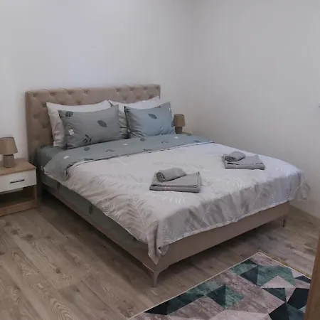 Apartment Golub *